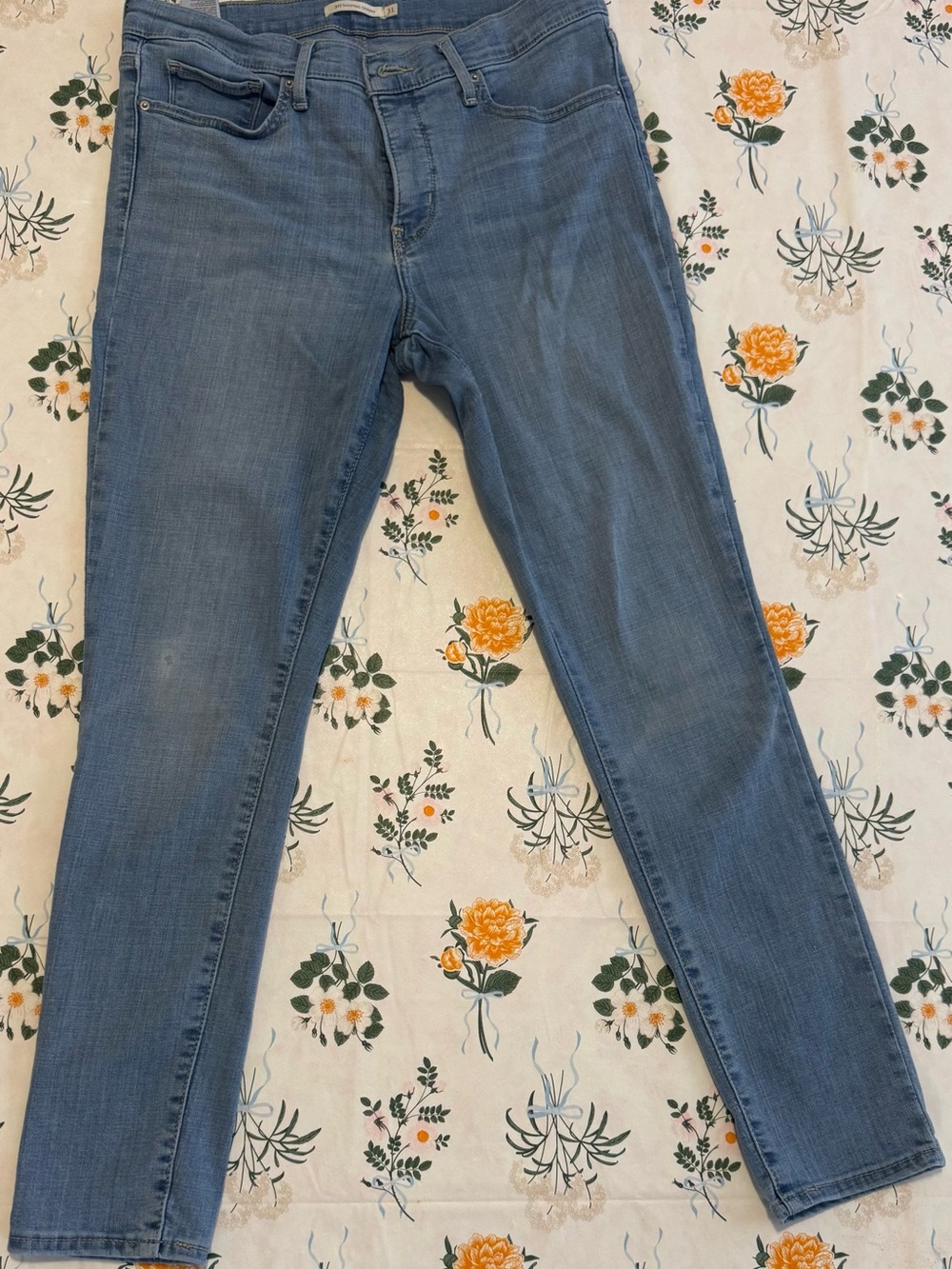 Levi's Light Blue Women's Skinny Jeans